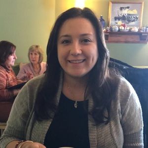 Meet your Posher, Becky